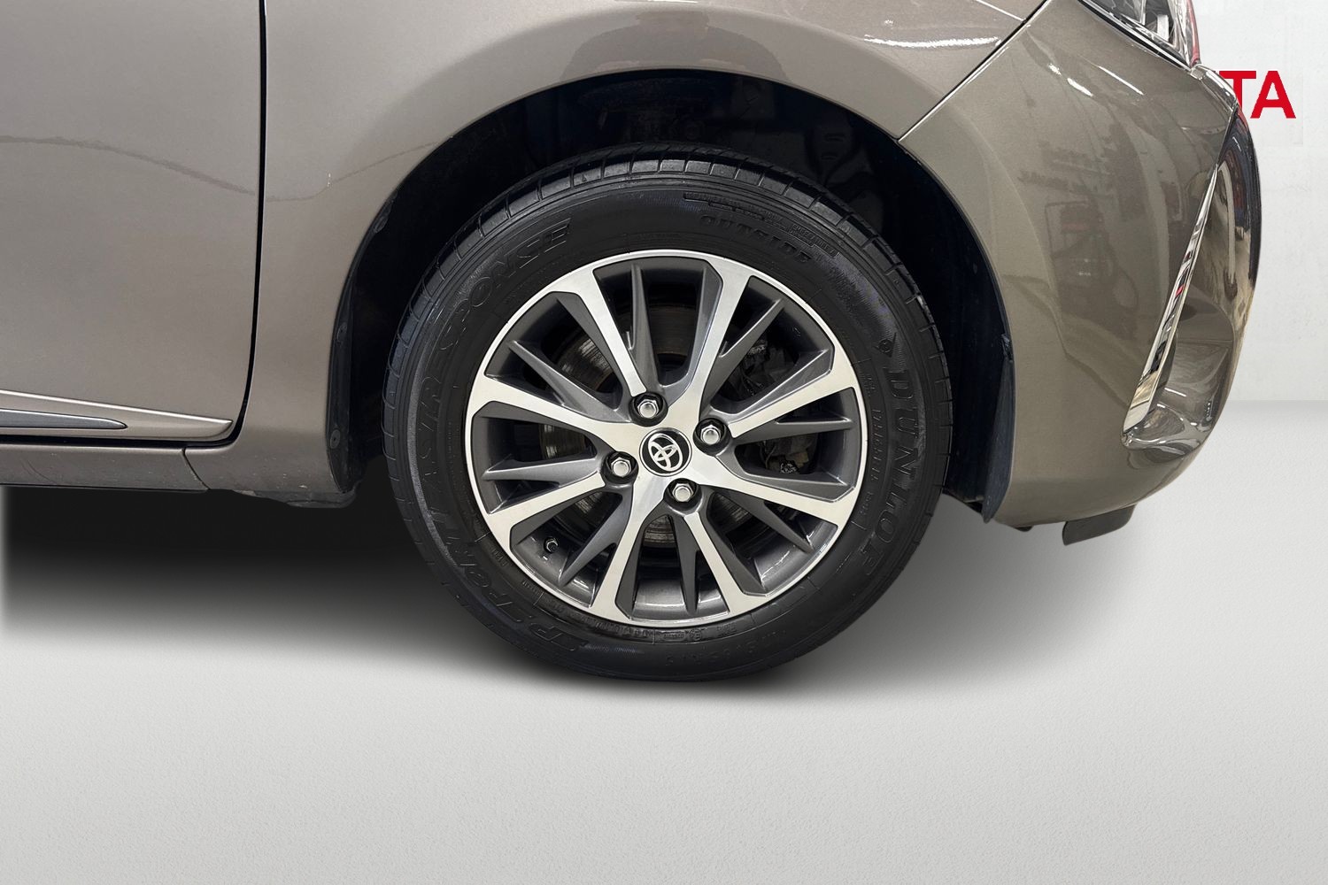 TOYOTA YARIS 2020