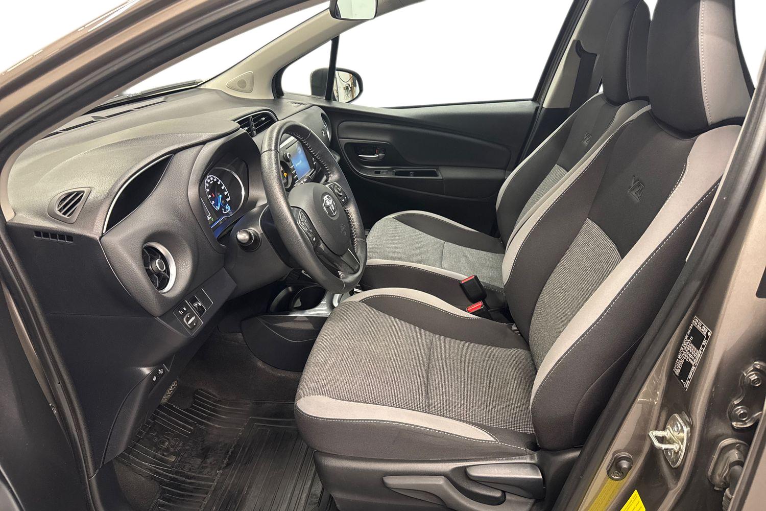 TOYOTA YARIS 2020