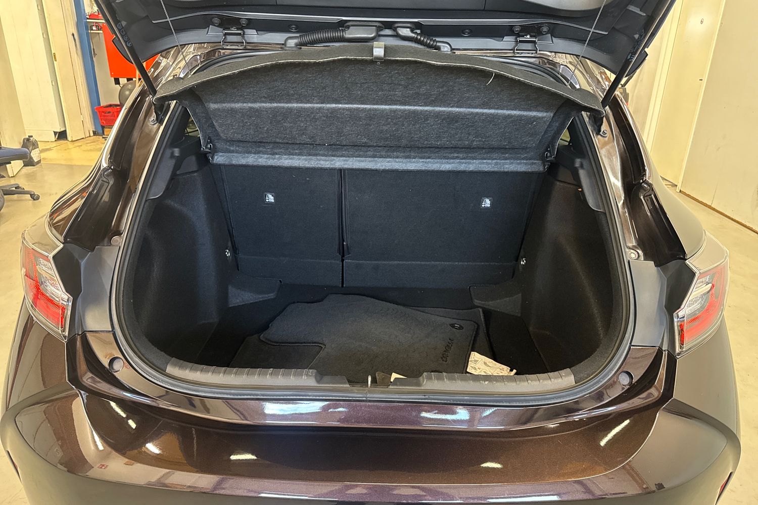 TOYOTA COROLLA 2023