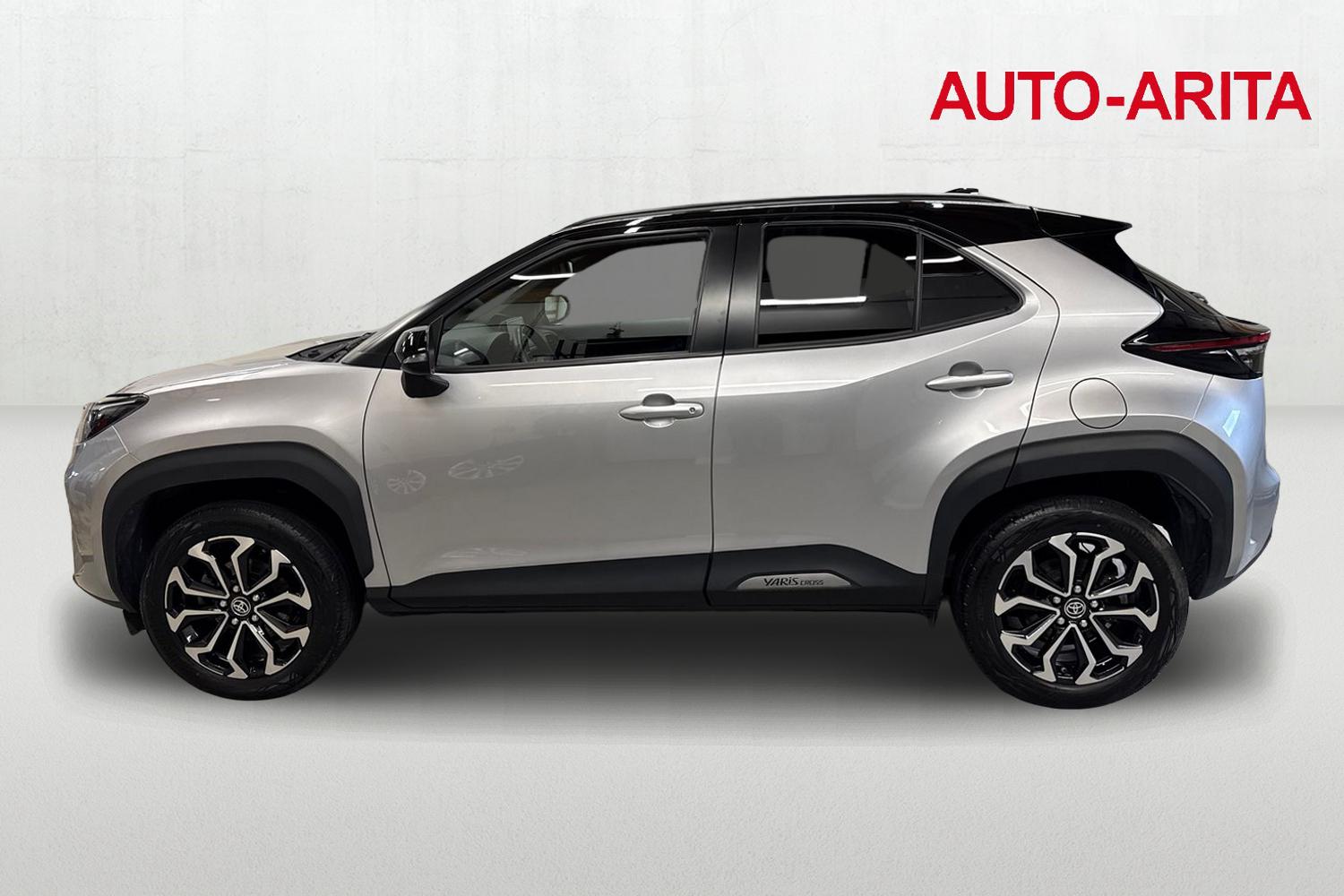 TOYOTA Yaris Cross 2024