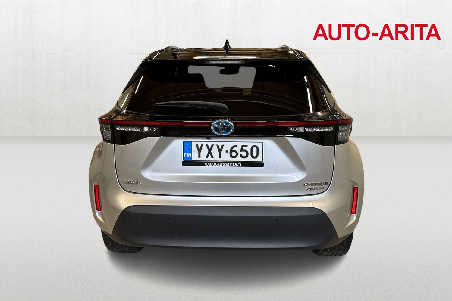 TOYOTA Yaris Cross 2024