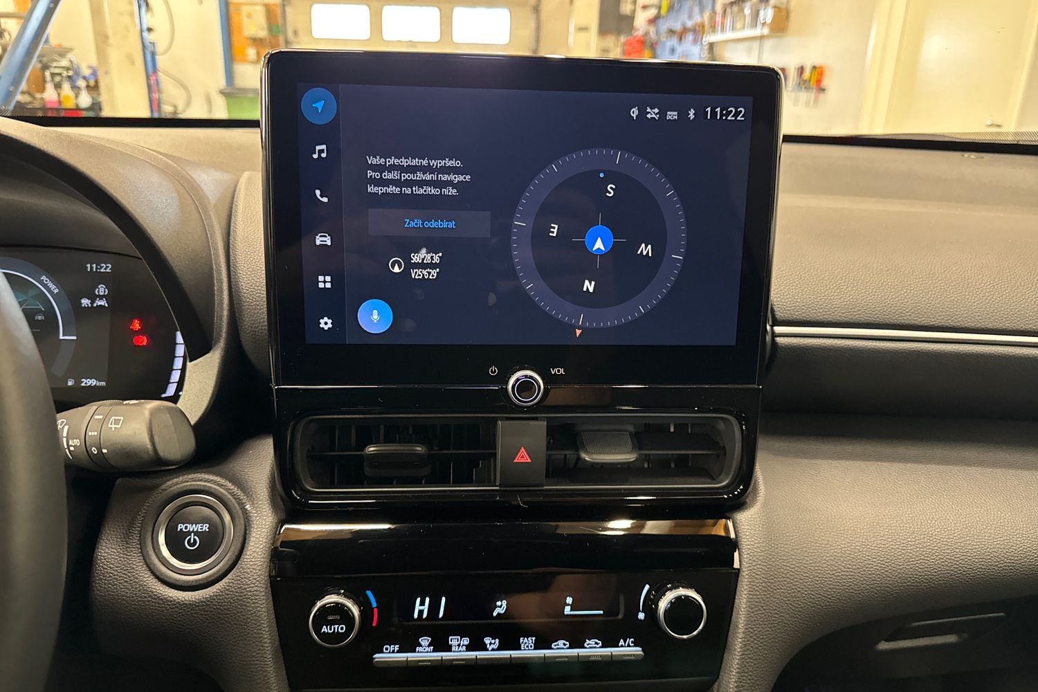 TOYOTA Yaris Cross 2024