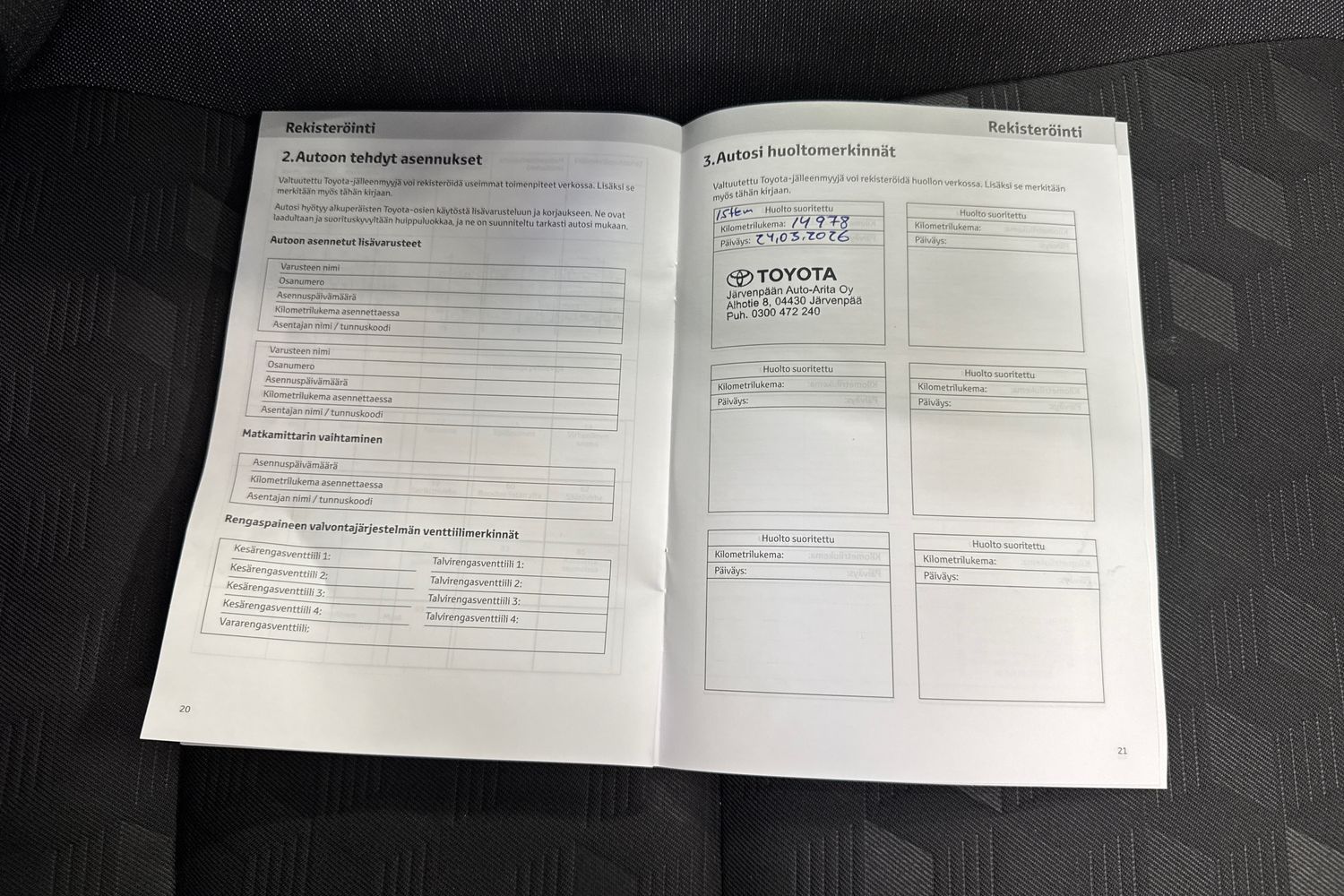 TOYOTA YARIS 2025