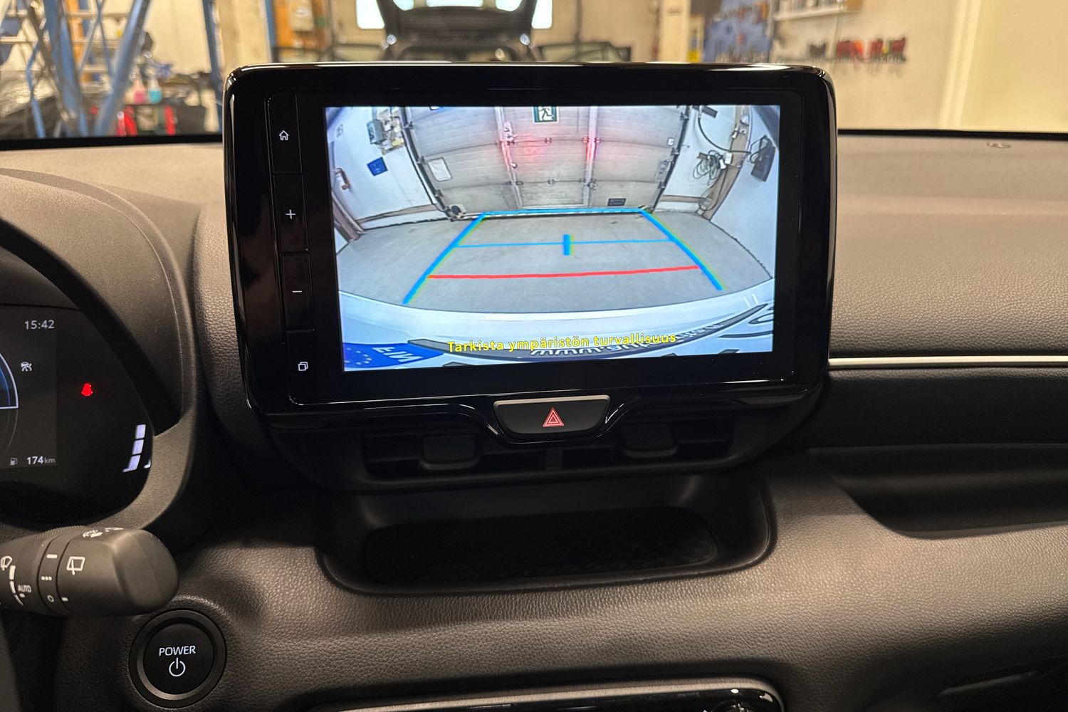 TOYOTA YARIS 2025