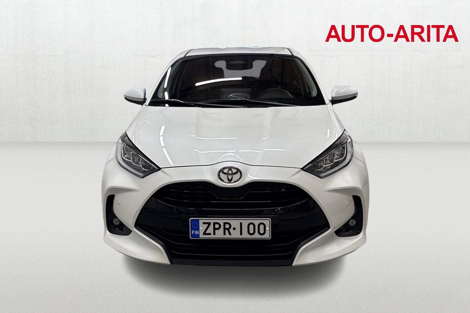 TOYOTA YARIS 2025