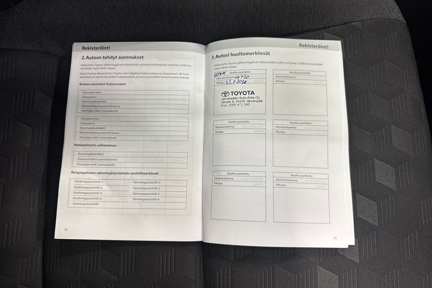 TOYOTA YARIS 2025