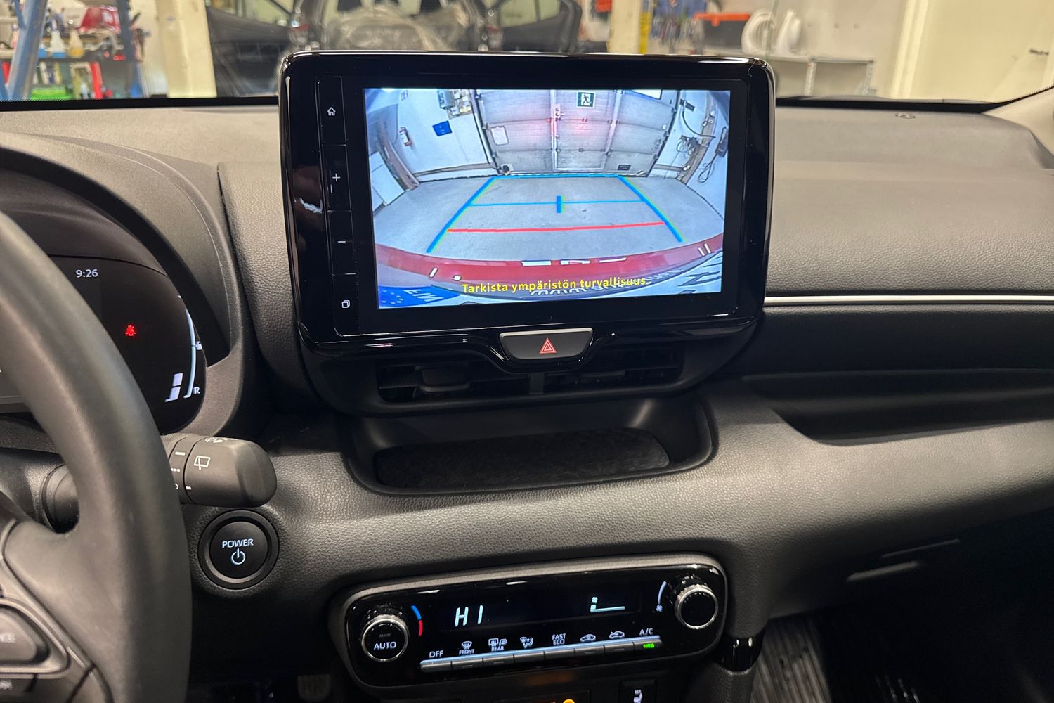 TOYOTA YARIS 2025