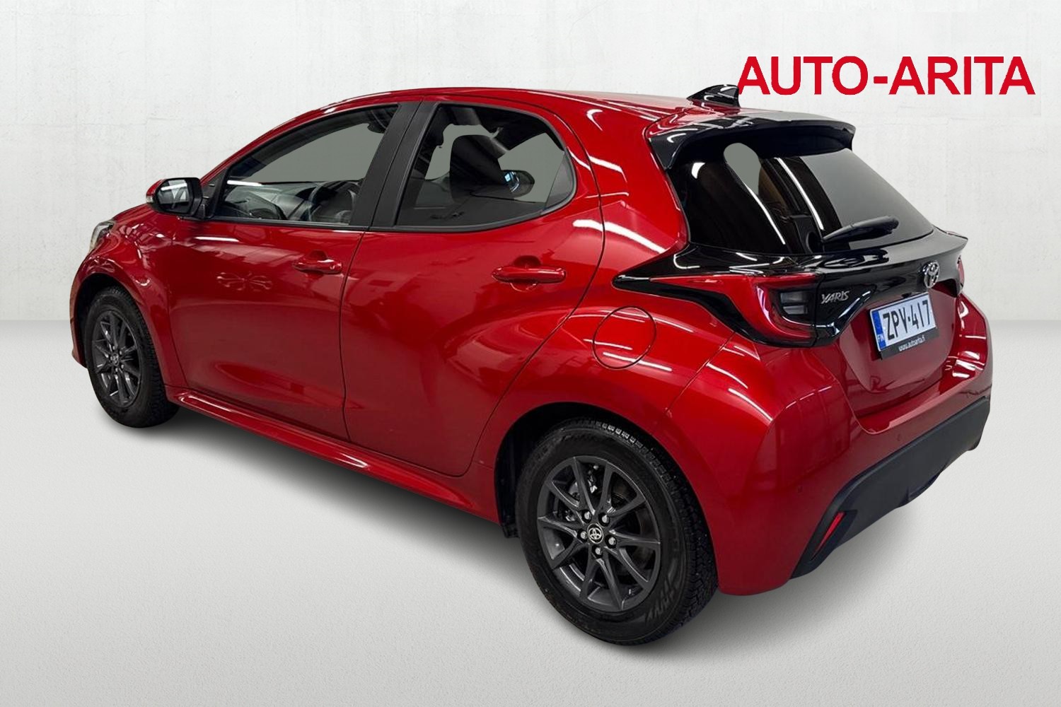 TOYOTA YARIS 2025