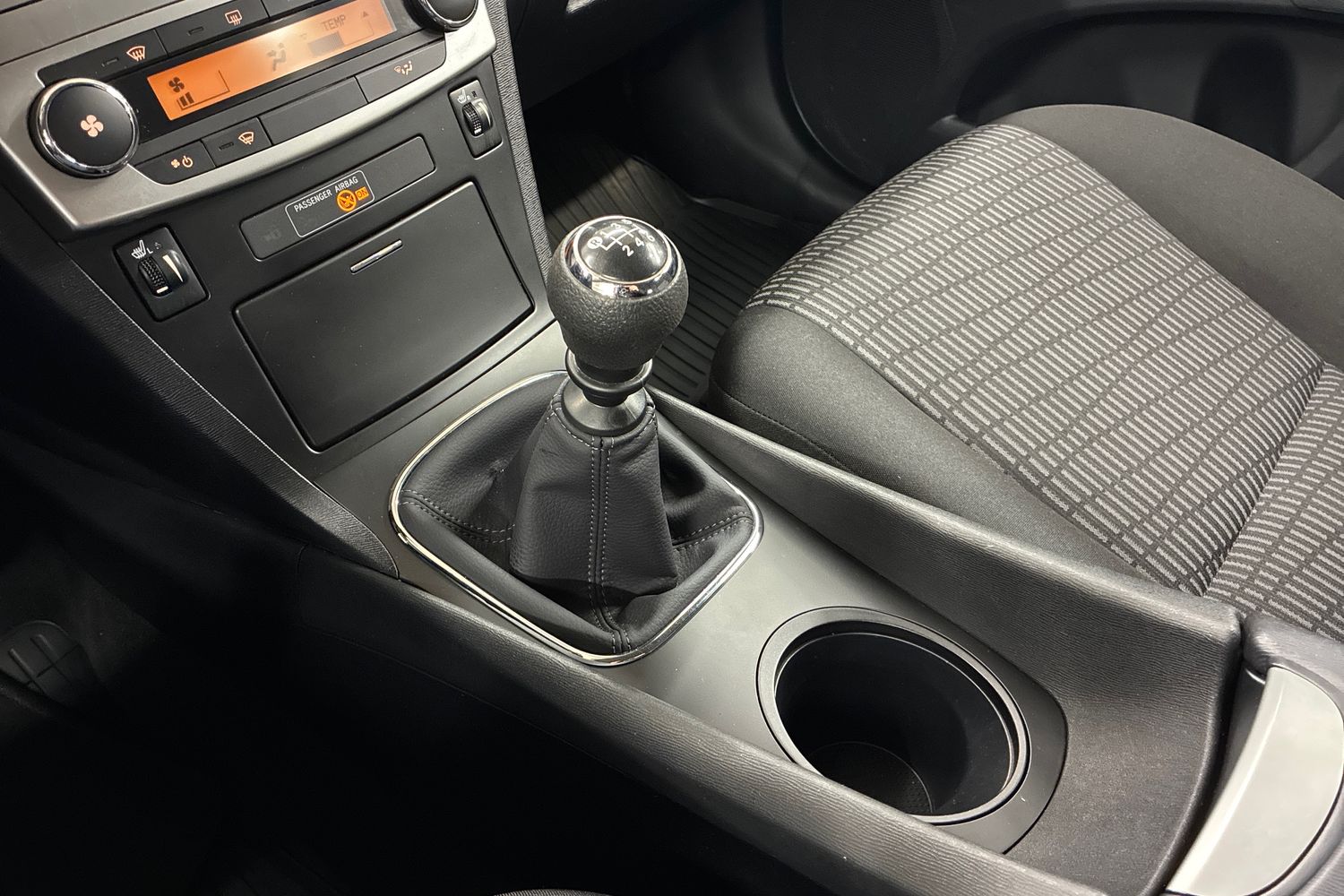 Toyota Avensis 2014