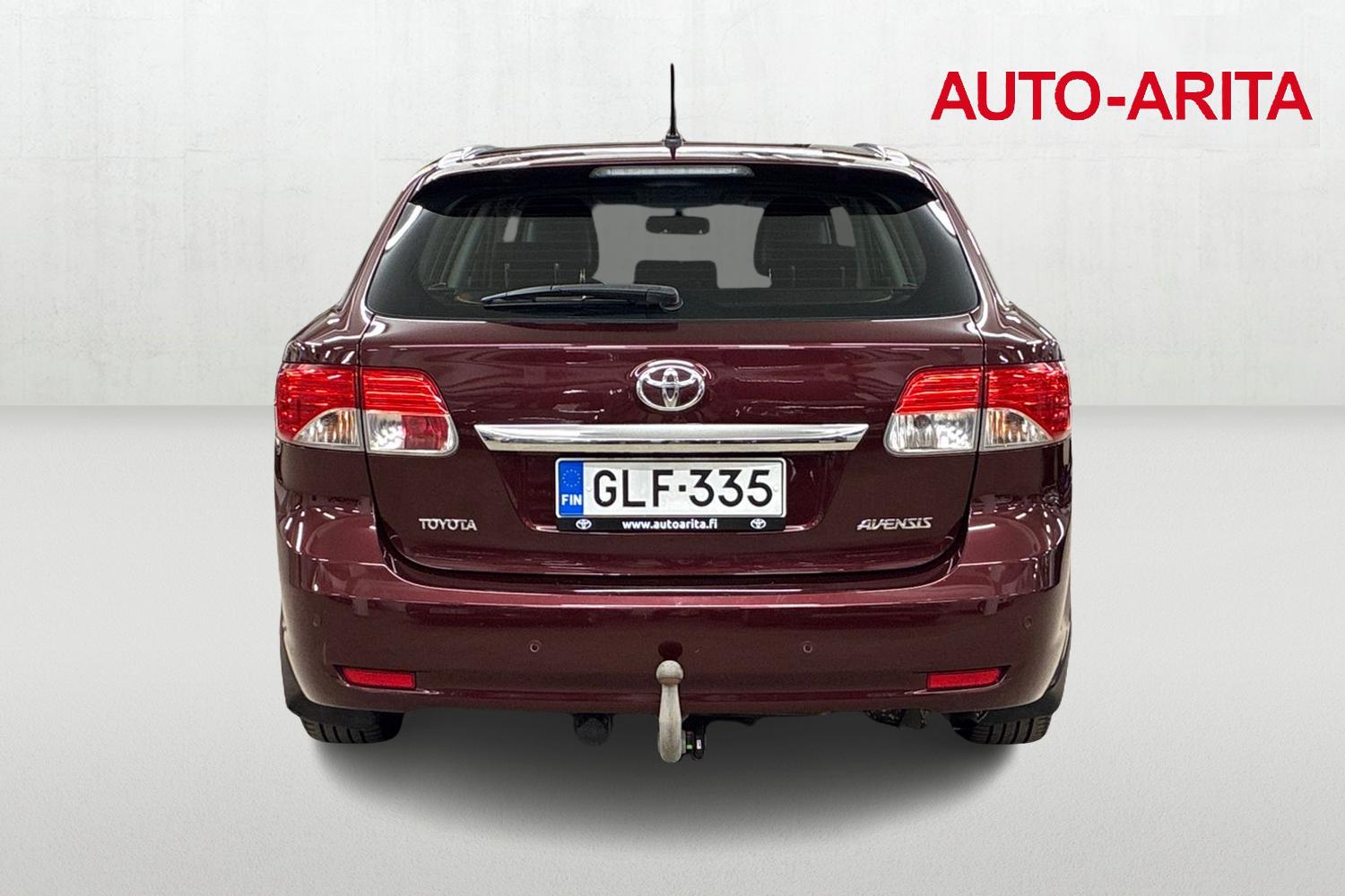 Toyota Avensis 2014