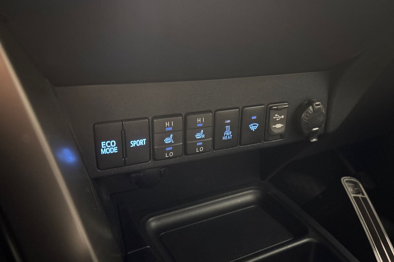 Toyota RAV4 2014