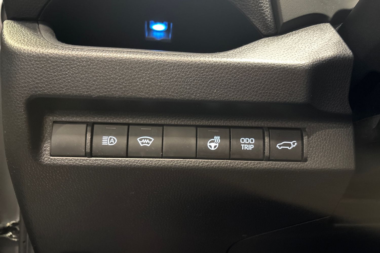 Toyota RAV4 Plug-in 2025