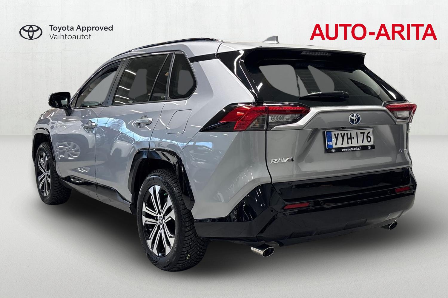 Toyota RAV4 Plug-in 2025