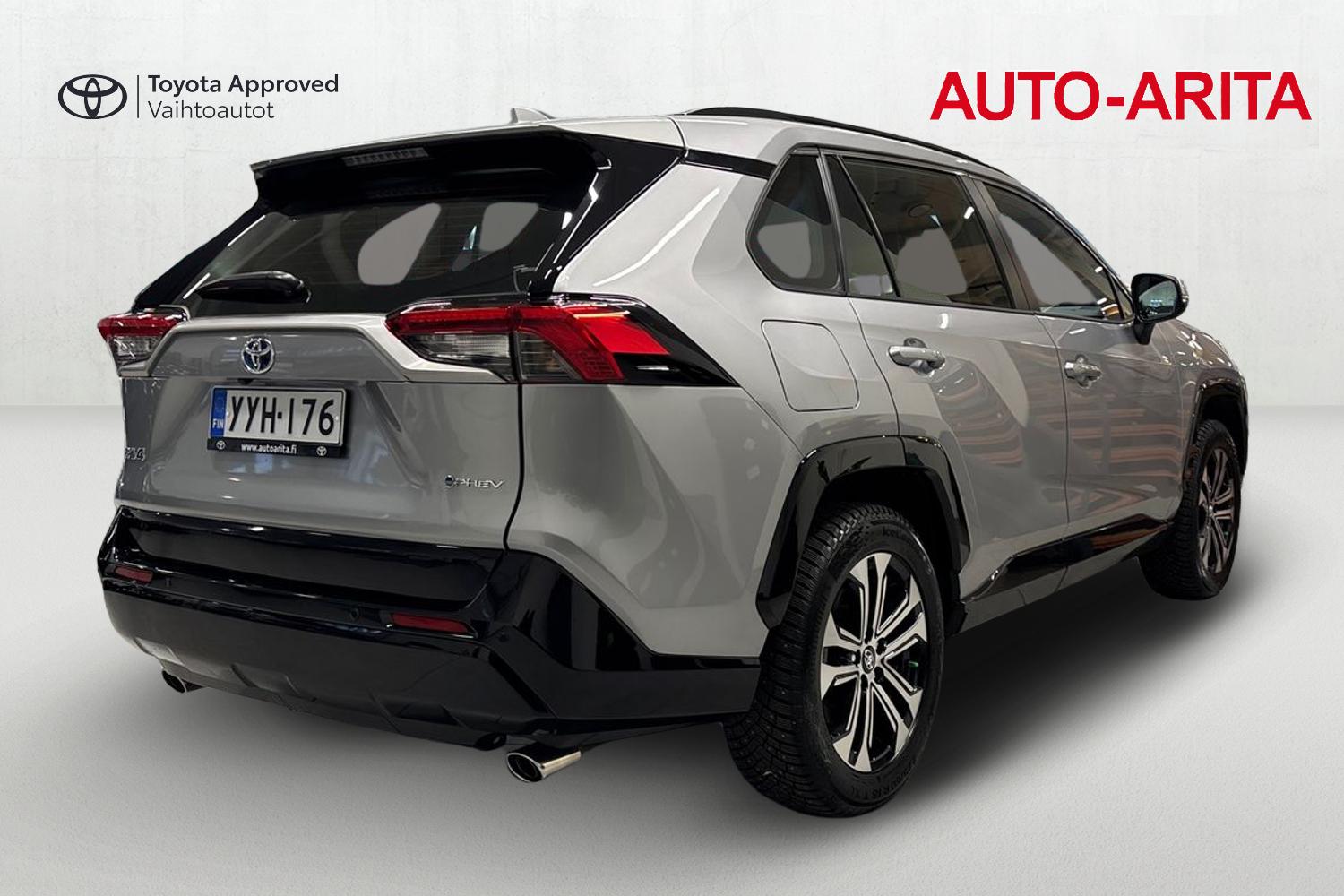 Toyota RAV4 Plug-in 2025