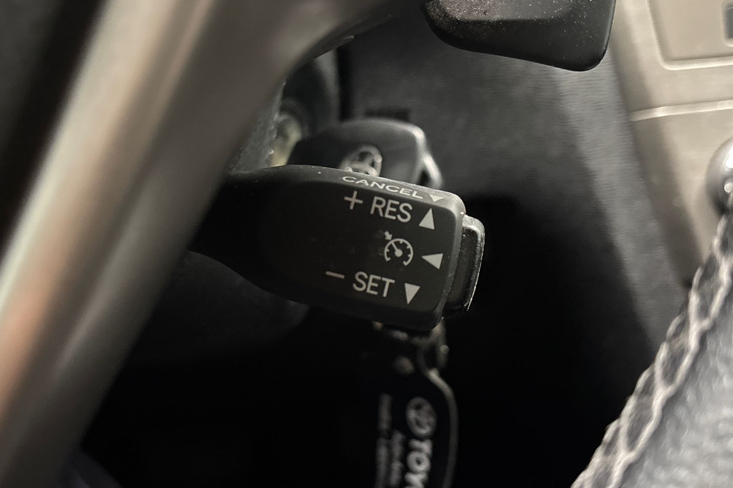 TOYOTA AVENSIS 2011