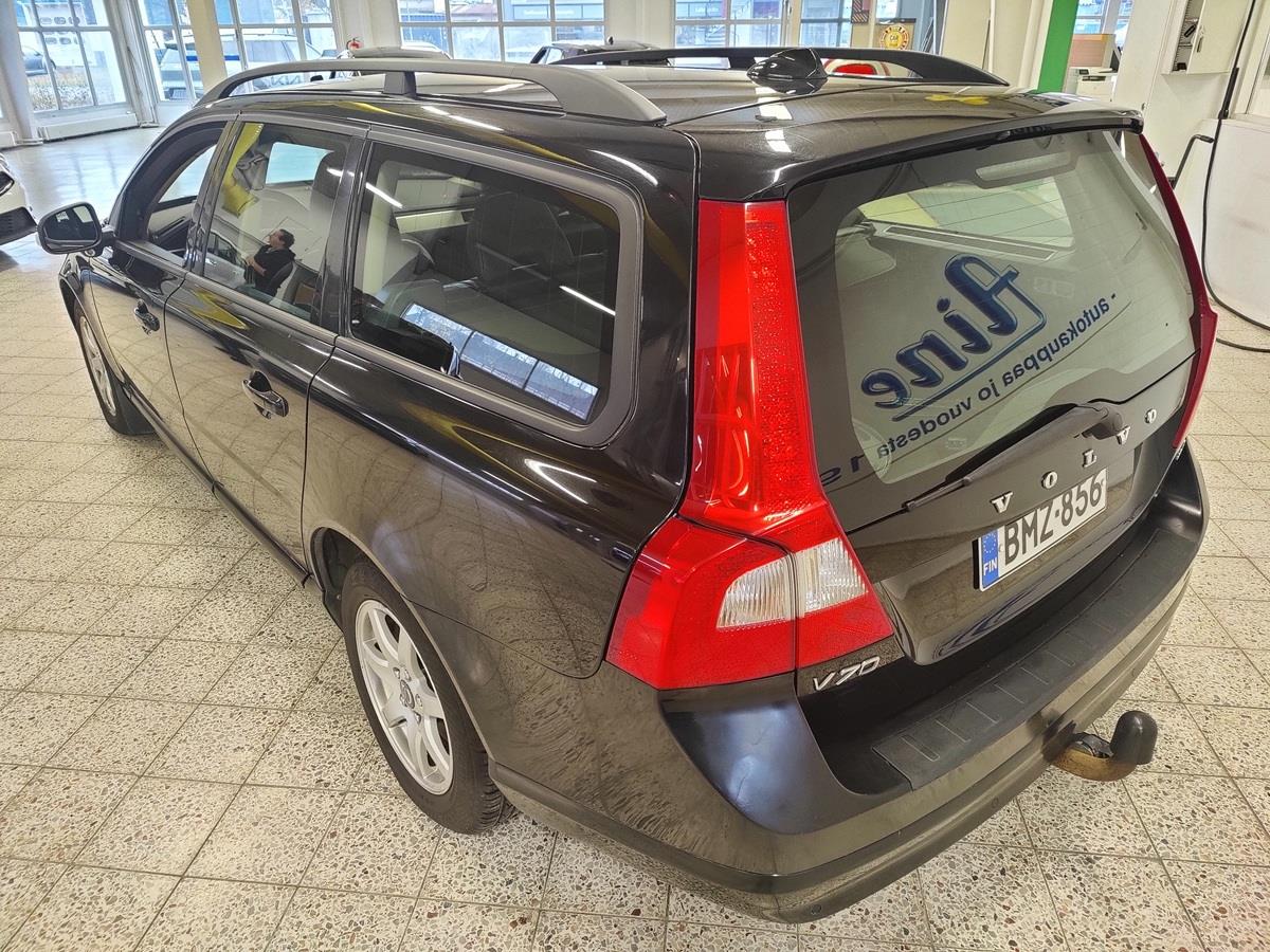 VOLVO V70 2009