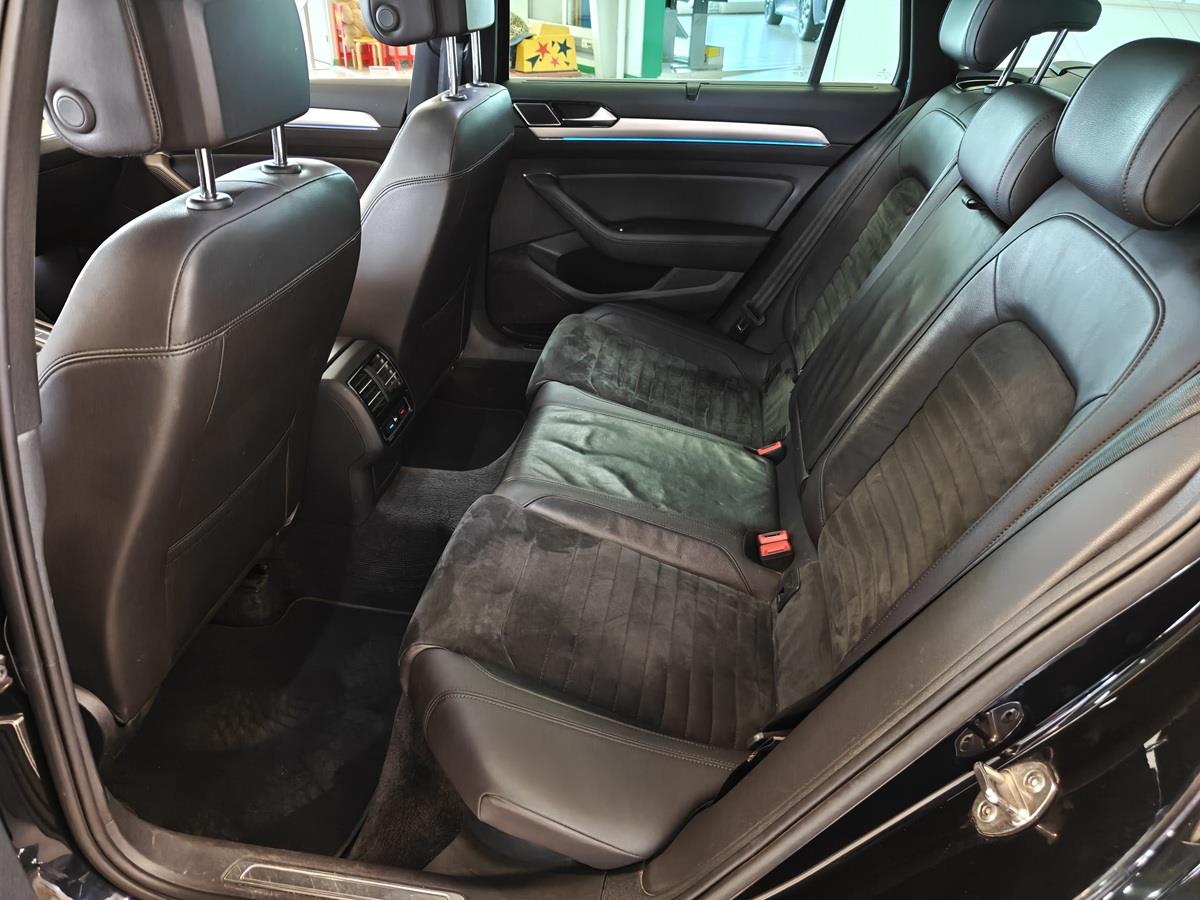 VOLKSWAGEN PASSAT 2016
