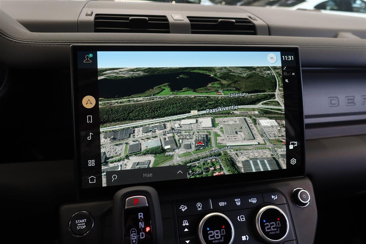 Land Rover Defender 2026