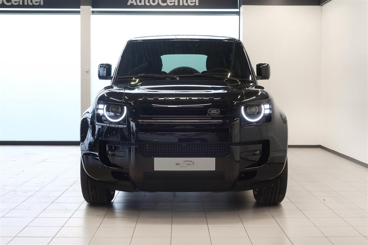 Land Rover Defender 2026