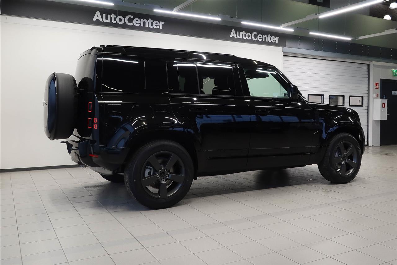 Land Rover Defender 2026