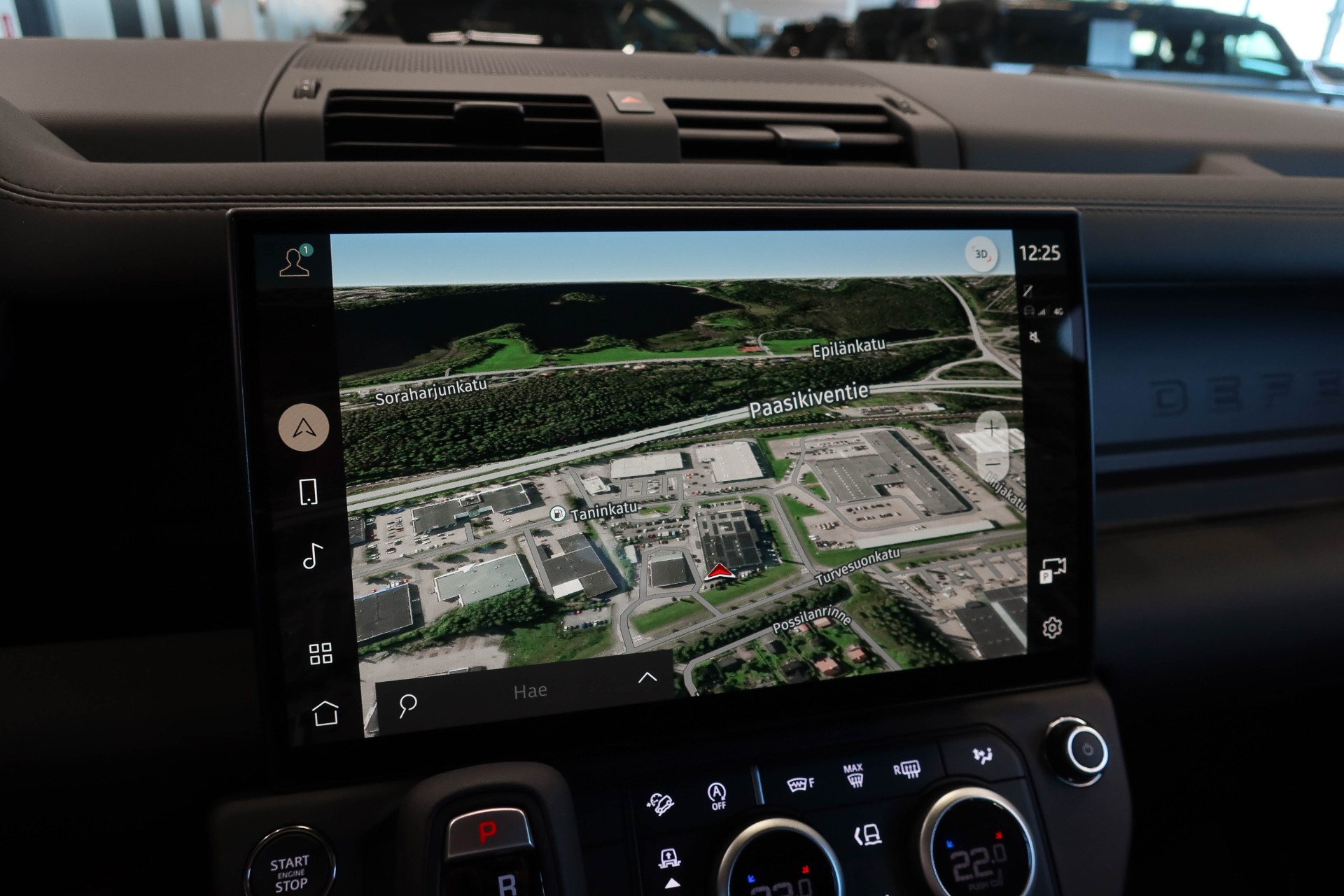 Land Rover Defender 2026