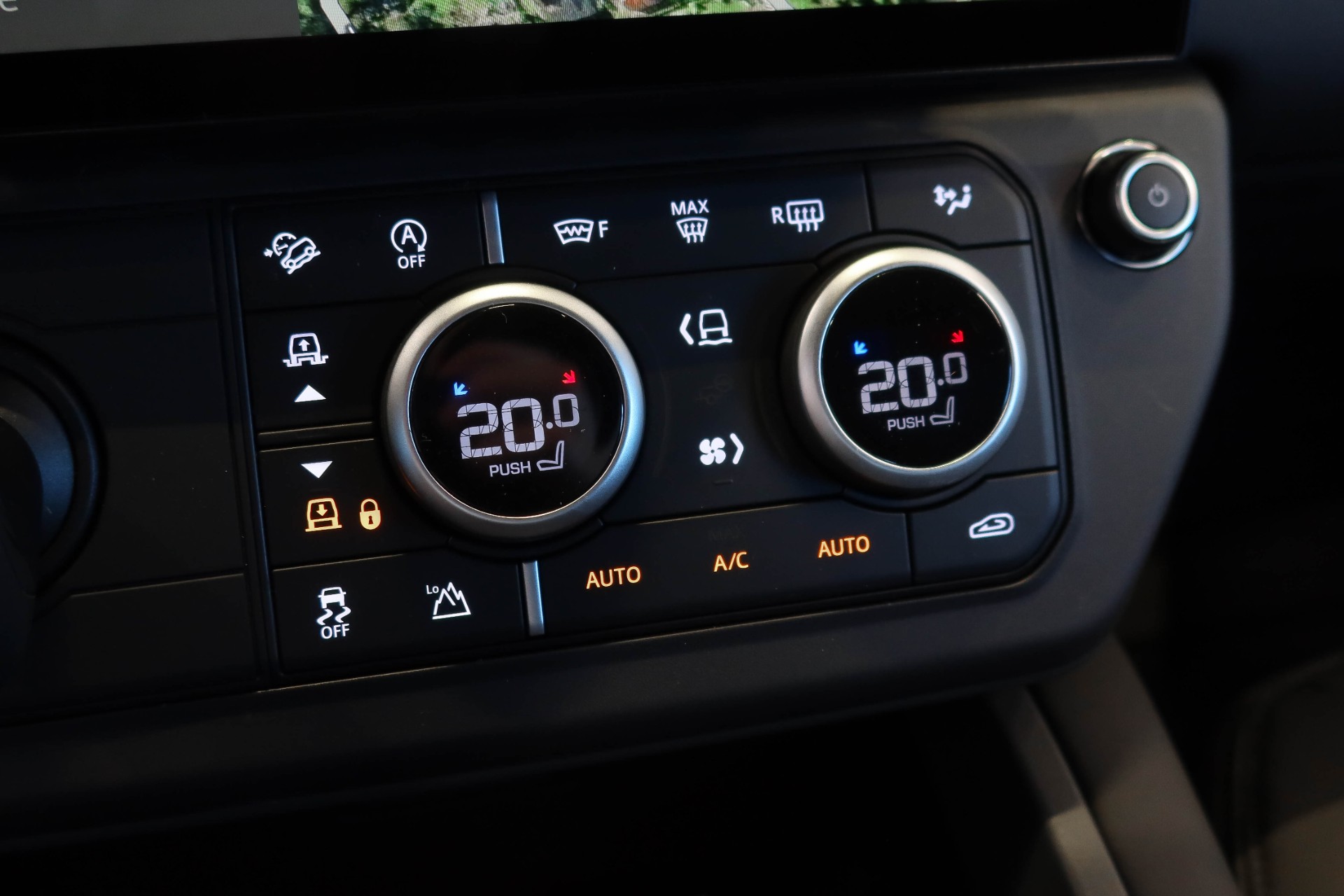 Land Rover Defender 2026