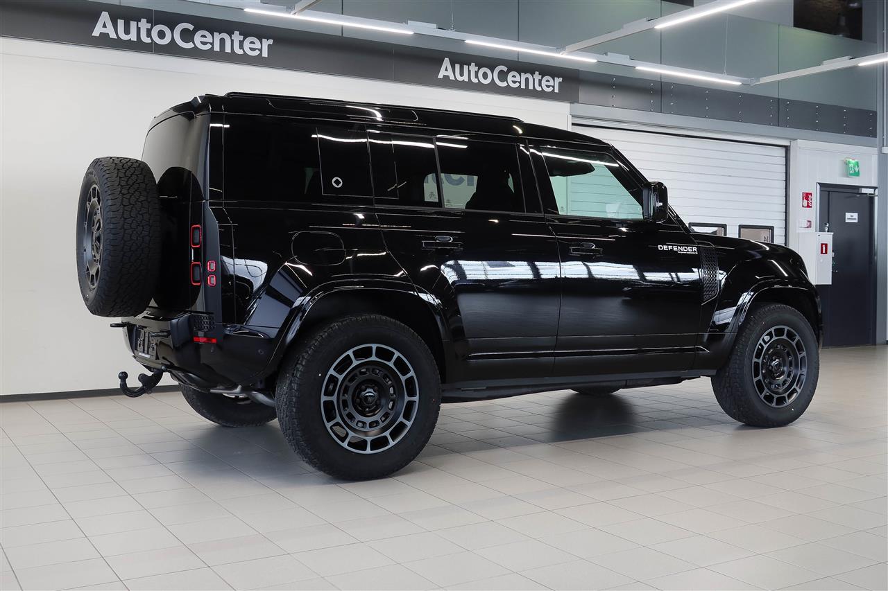 Land Rover Defender 2026