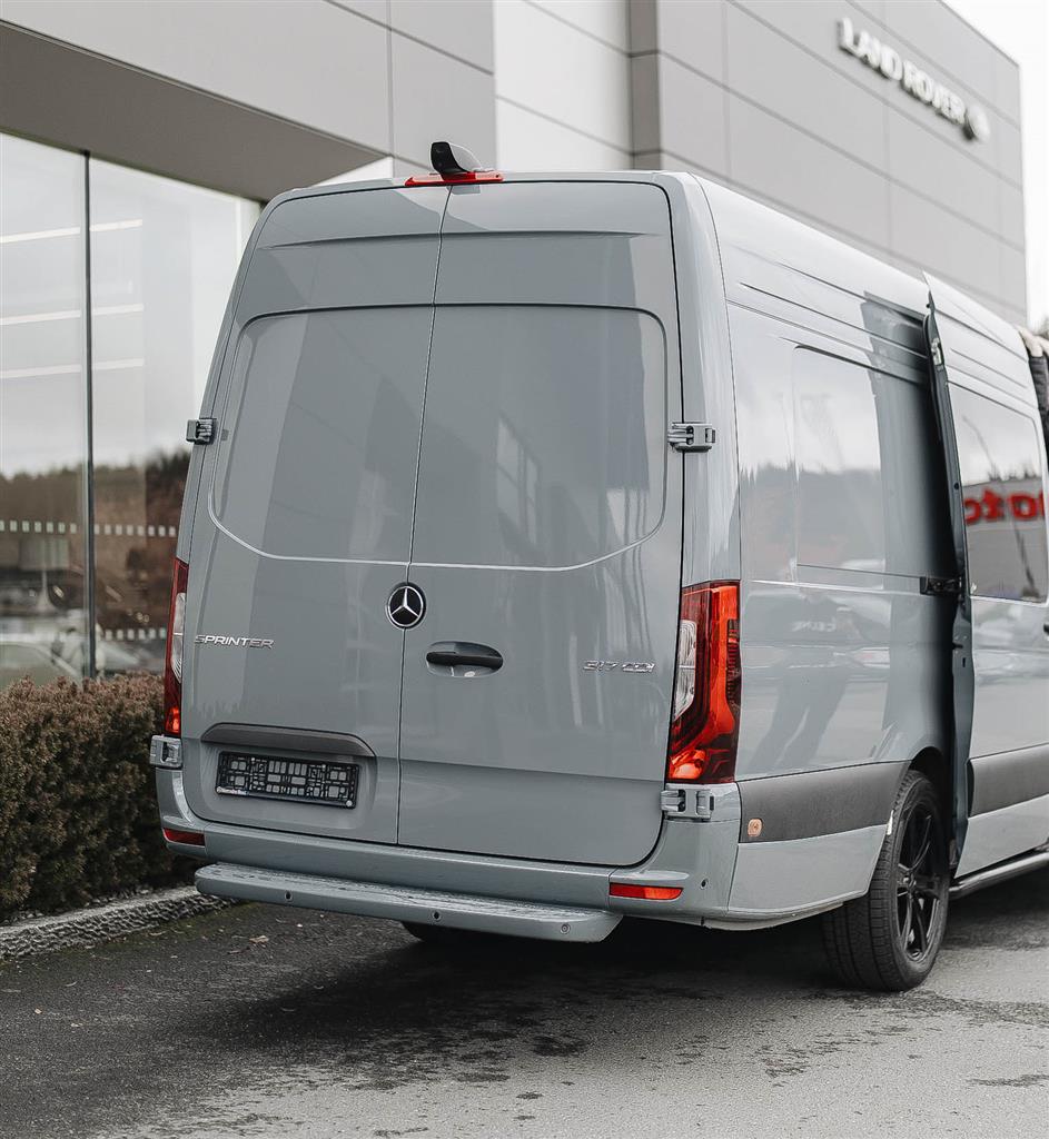 Mercedes-Benz Sprinter 2025