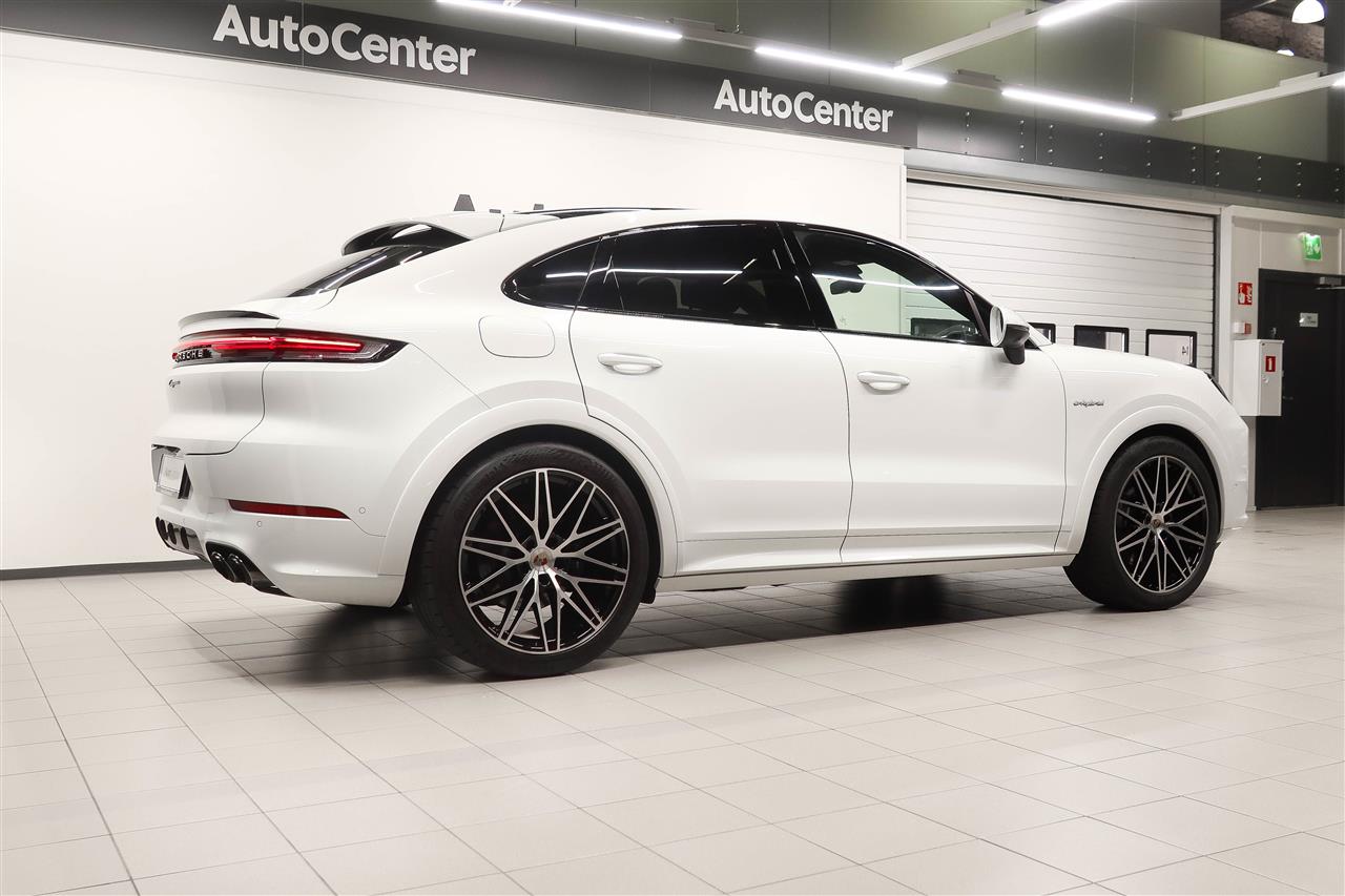 Porsche Cayenne 2024