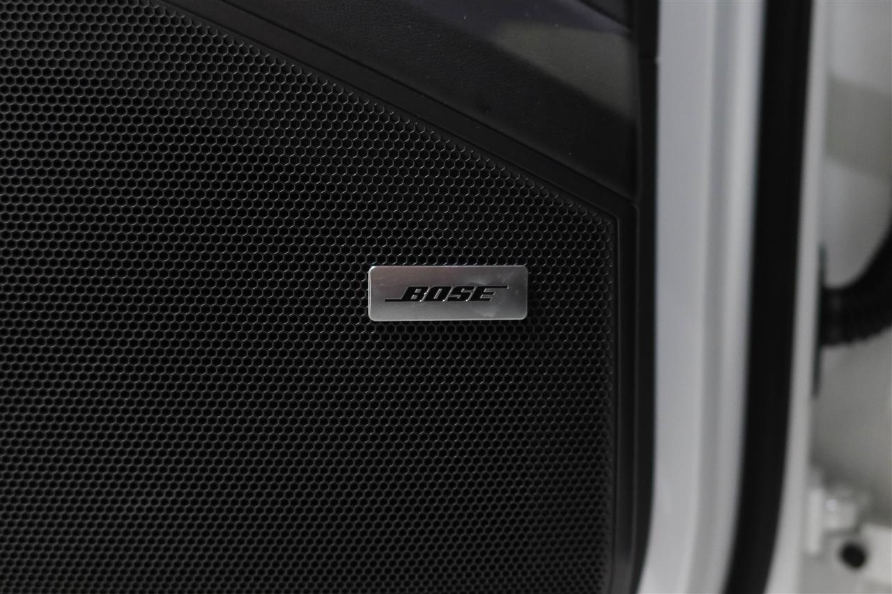 Porsche Cayenne 2024