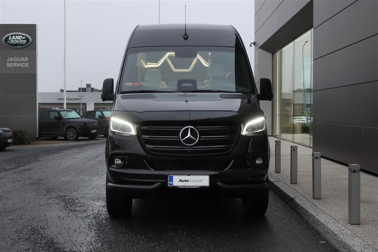 Mercedes-Benz Sprinter 2025