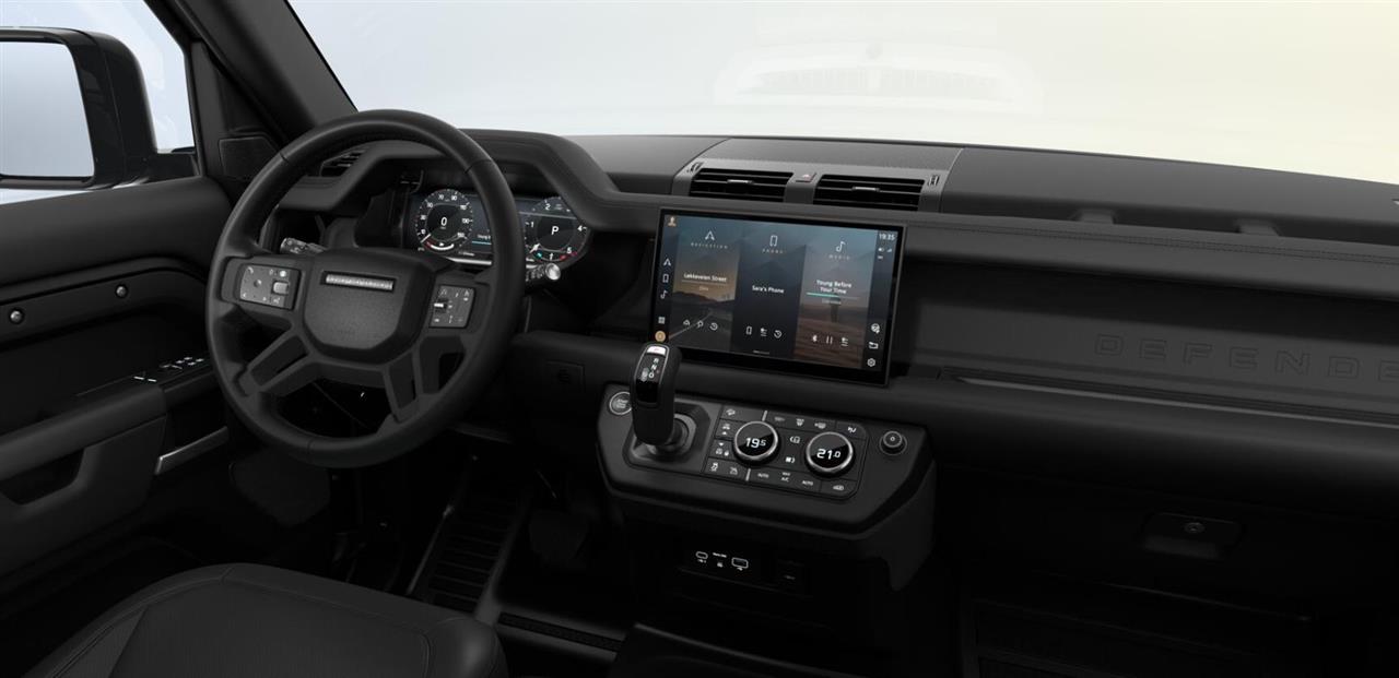 Land Rover Defender 2025