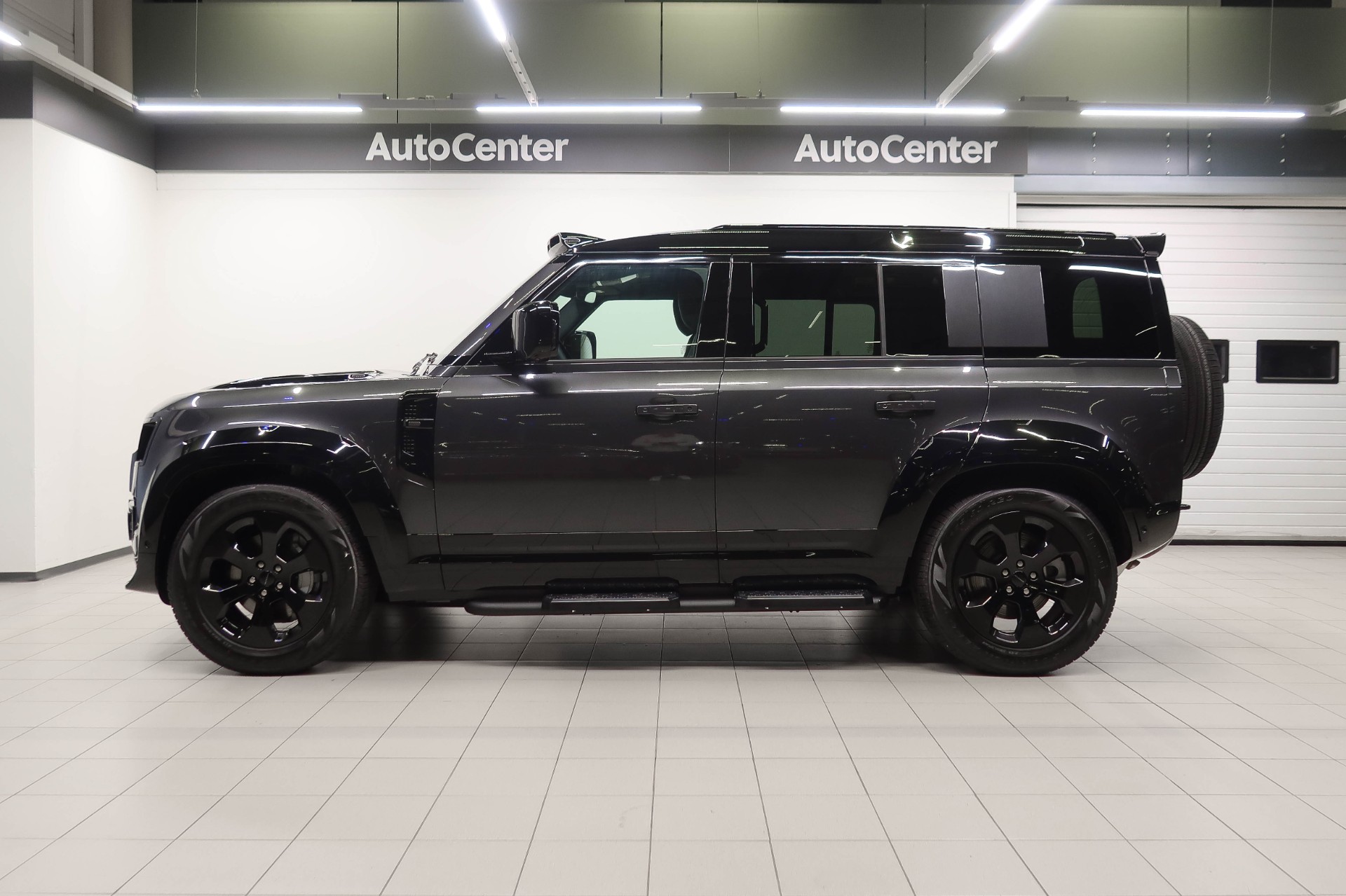 Land Rover Defender 2026