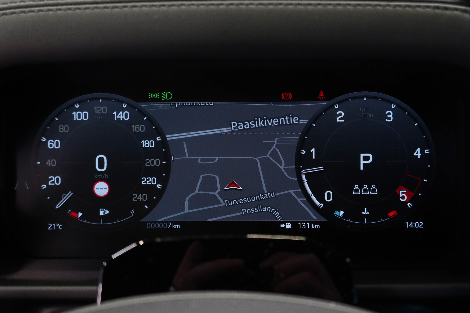 Land Rover Defender 2026