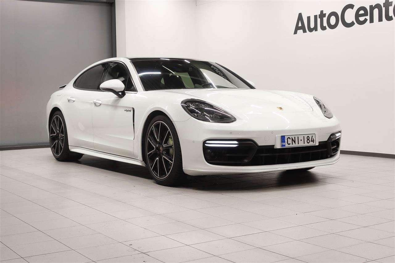 Porsche Panamera 2018