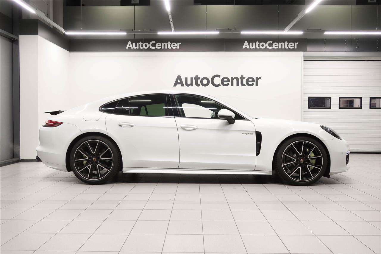 Porsche Panamera 2018