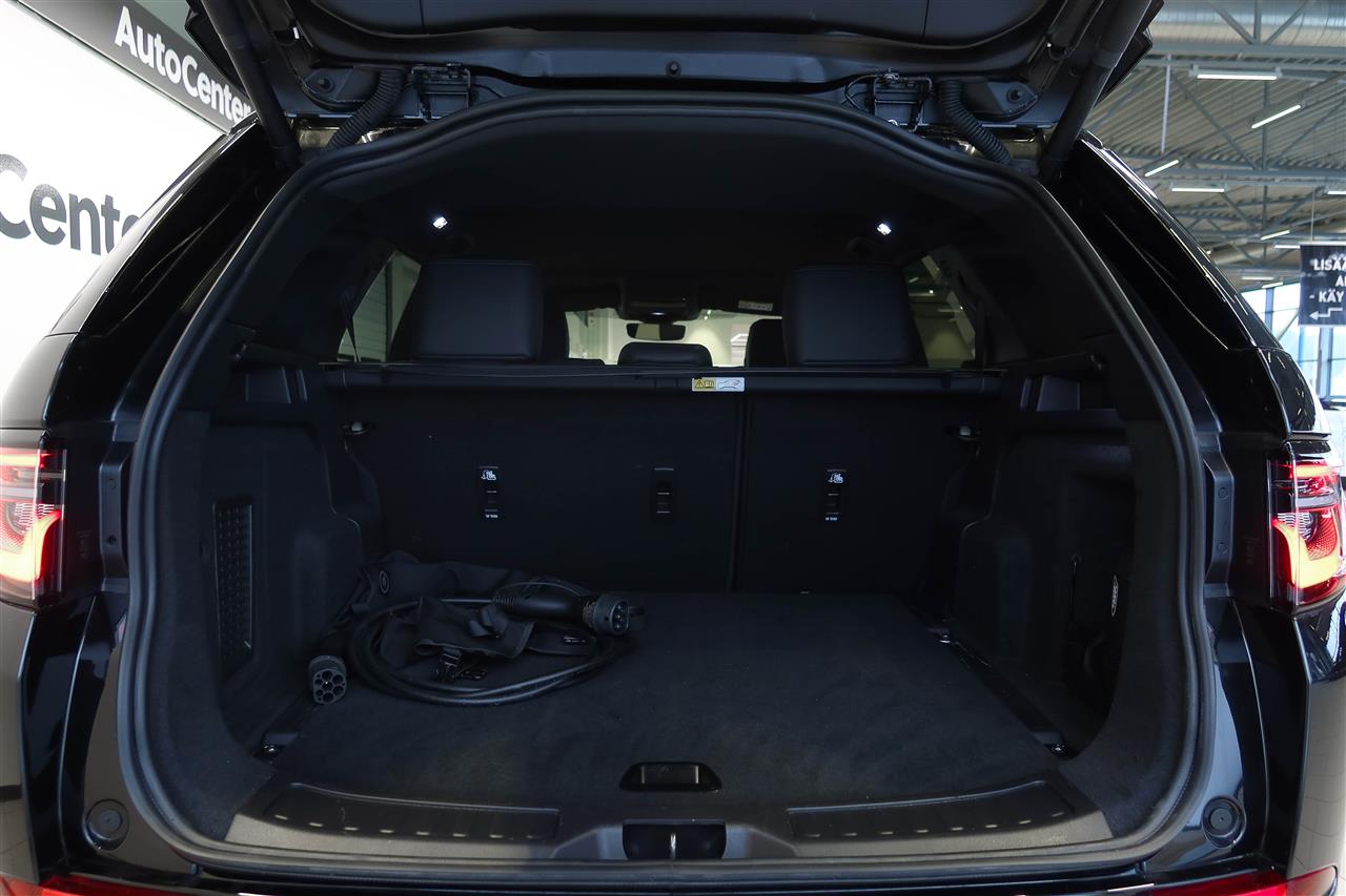 Land Rover Discovery Sport 2025