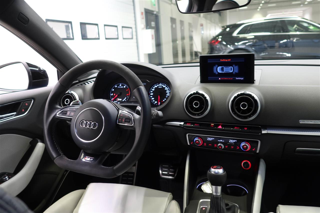 Audi RS 3 2016