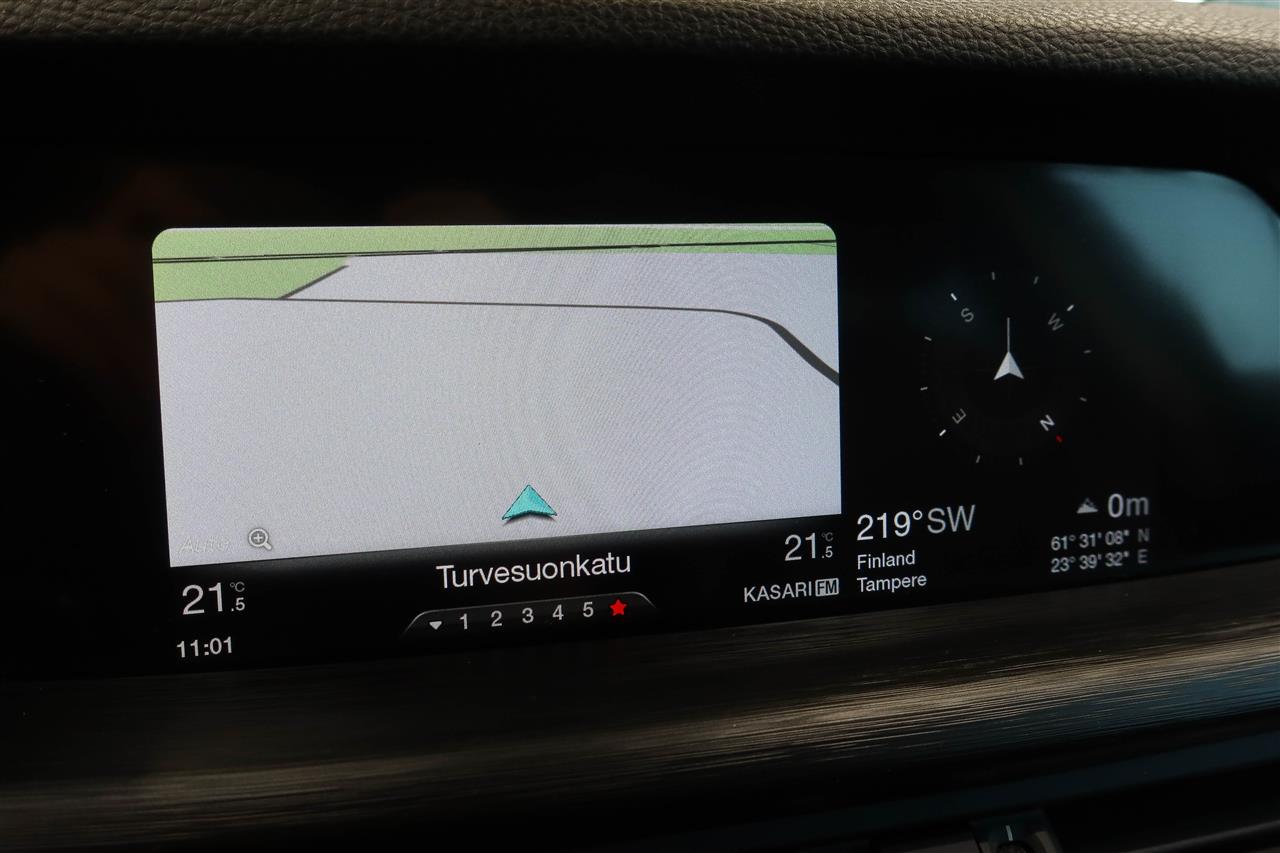 Alfa Romeo Stelvio 2017