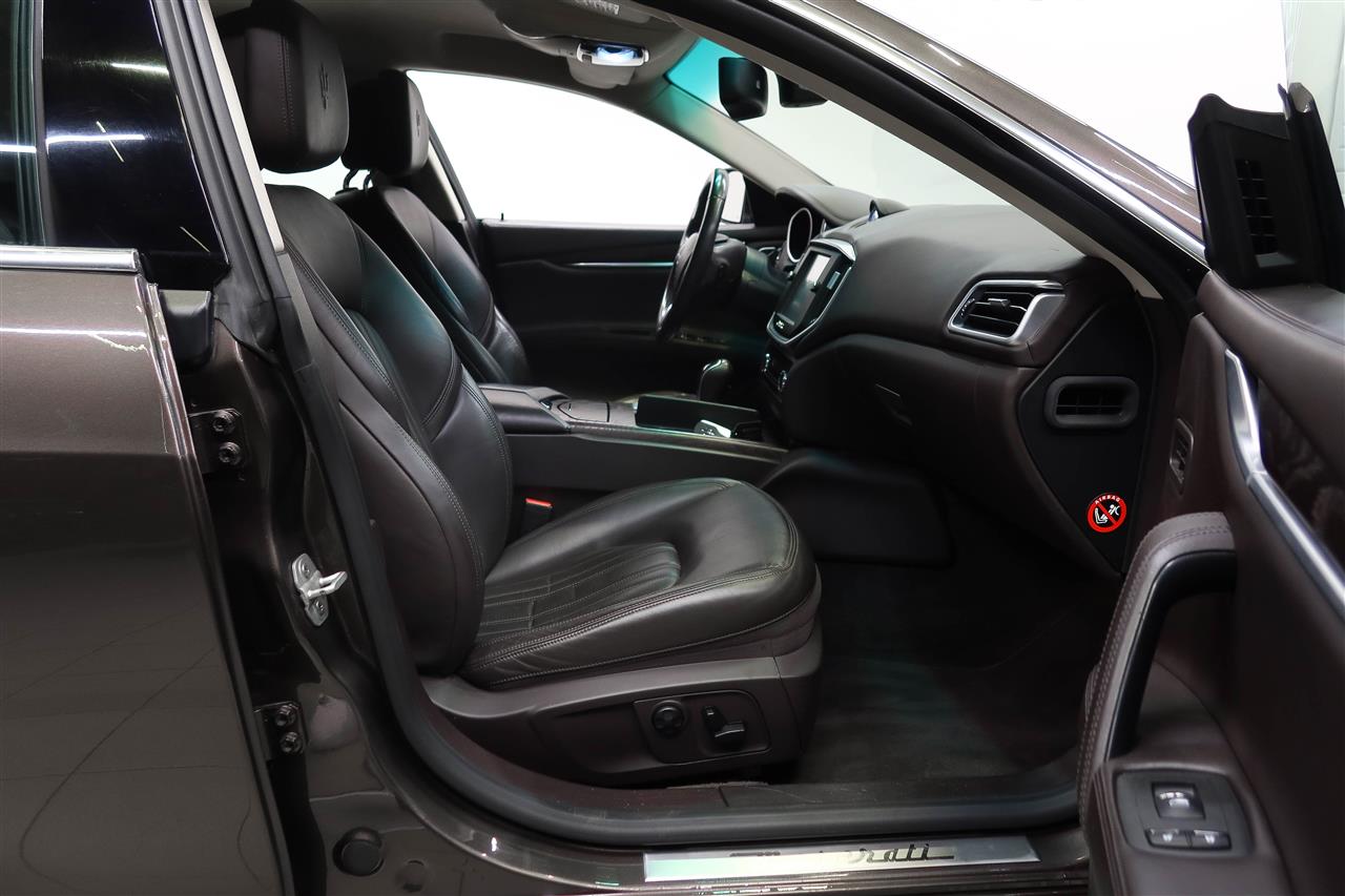 Maserati Ghibli 2015