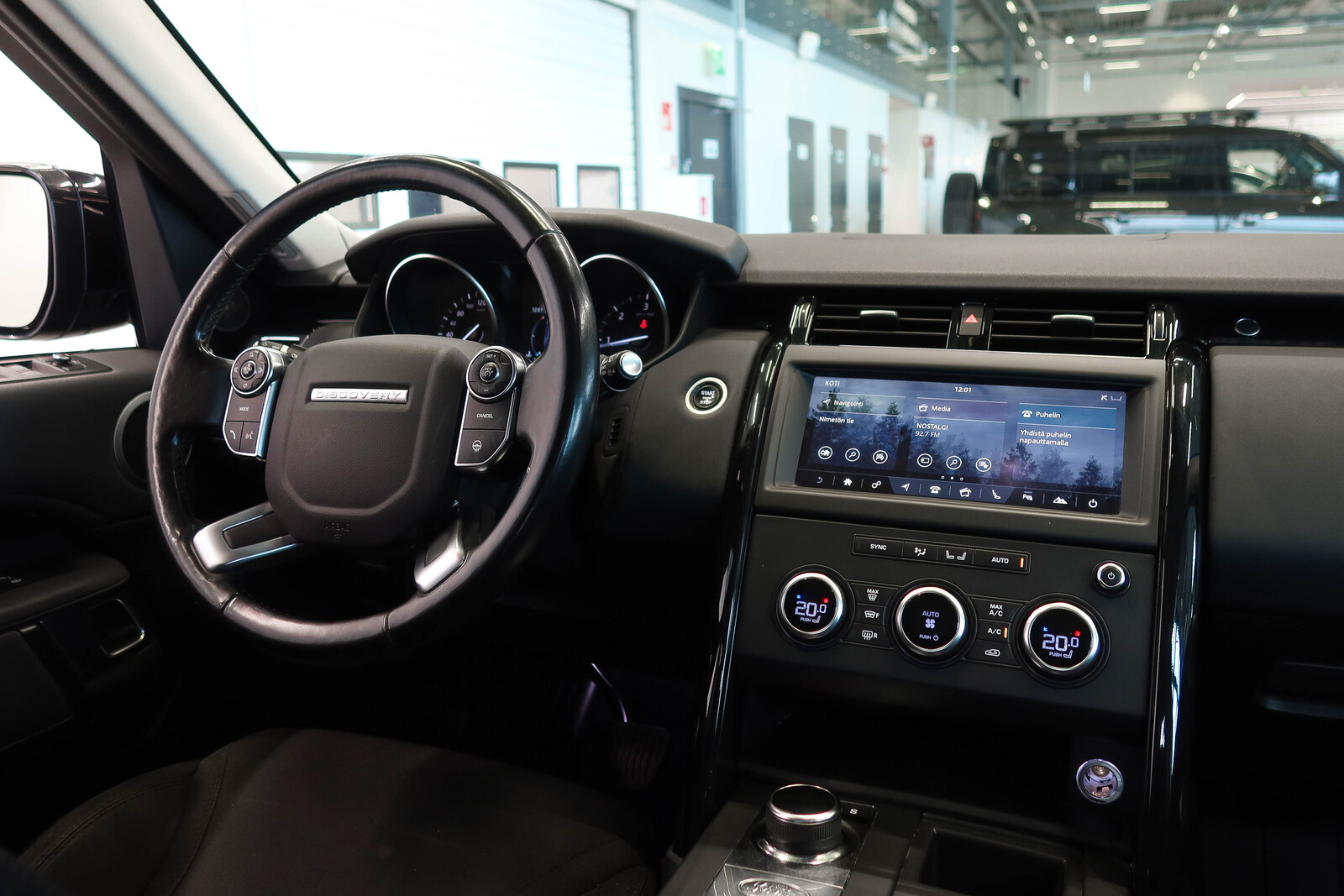 Land Rover Discovery 2018