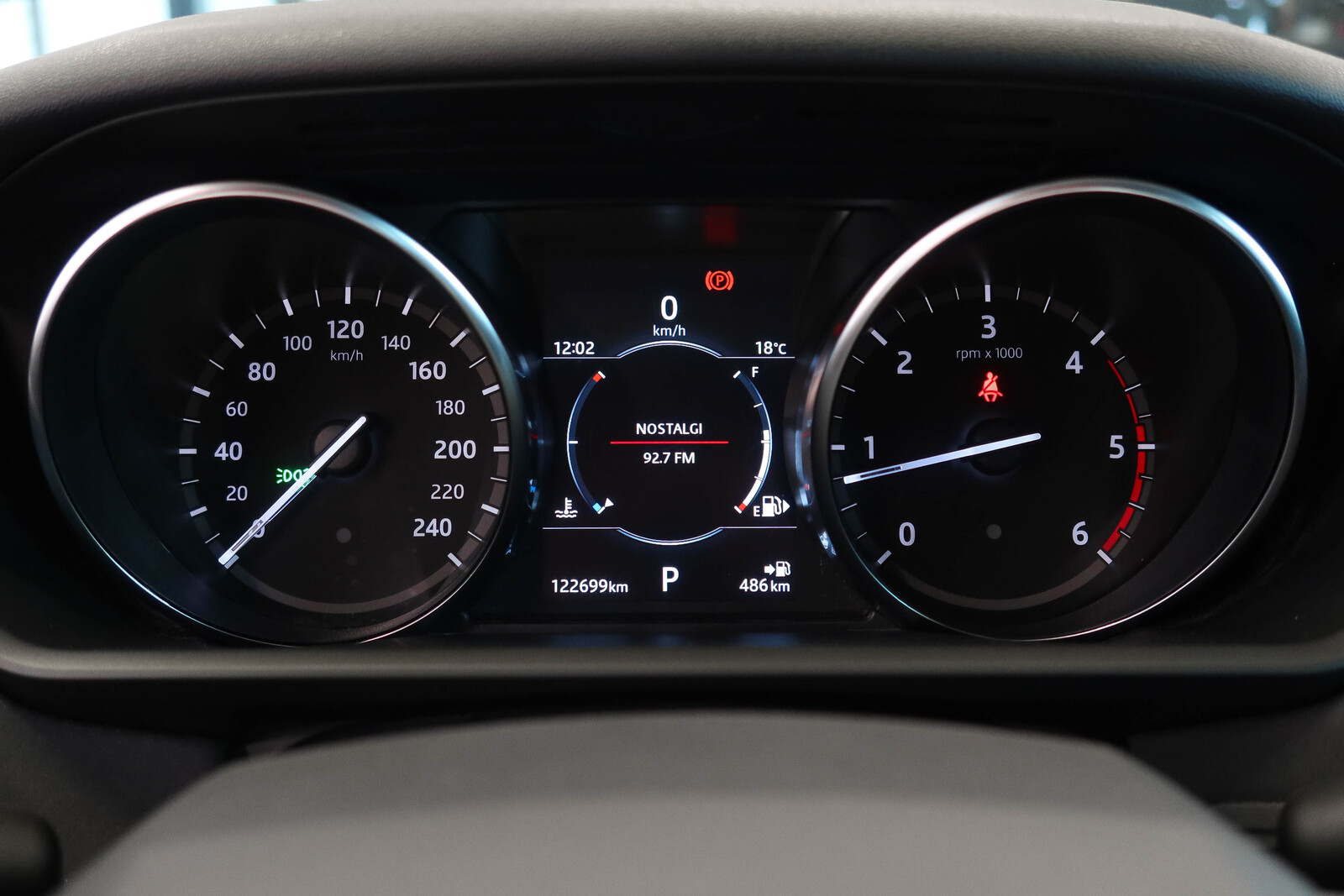 Land Rover Discovery 2018