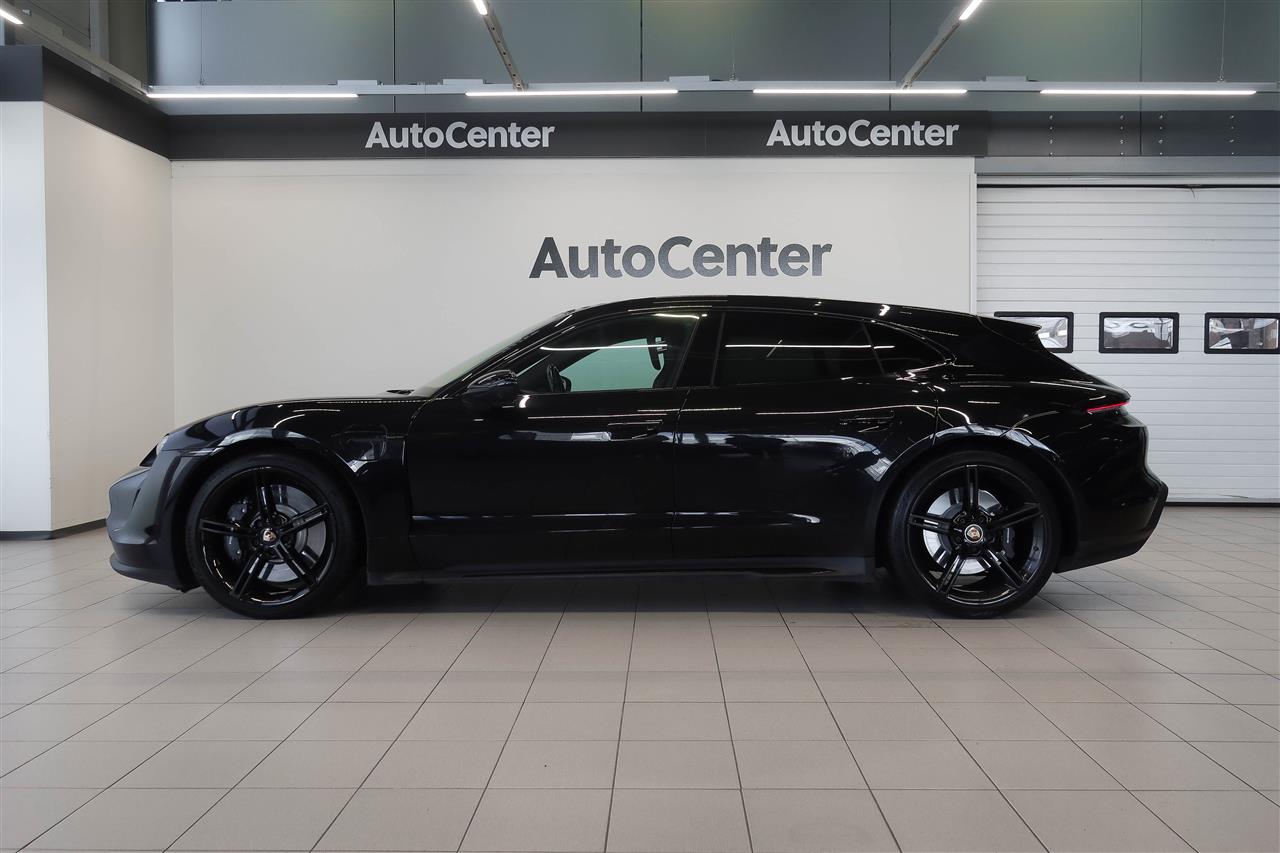 Porsche Taycan 2022