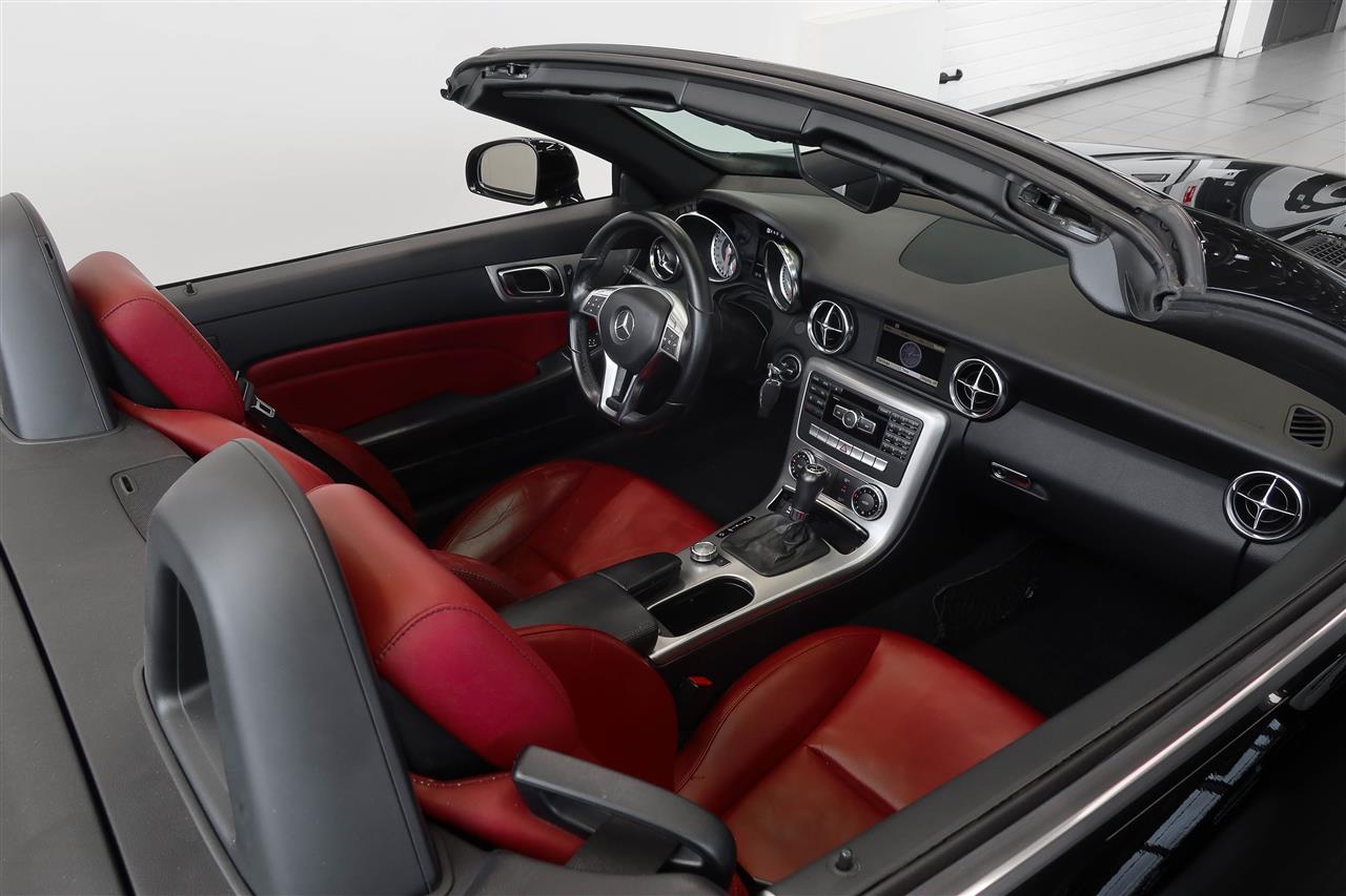 Mercedes-Benz SLK 2012