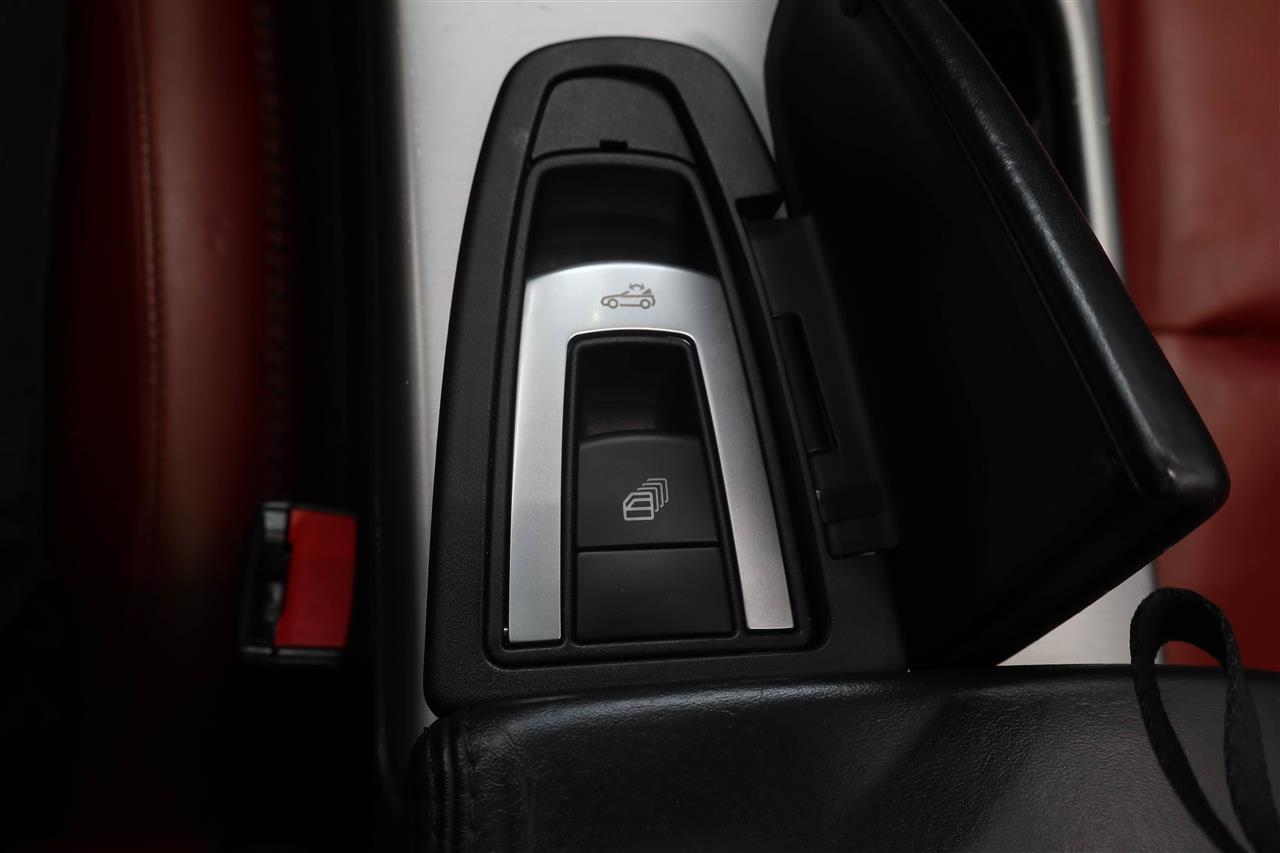 Mercedes-Benz SLK 2012
