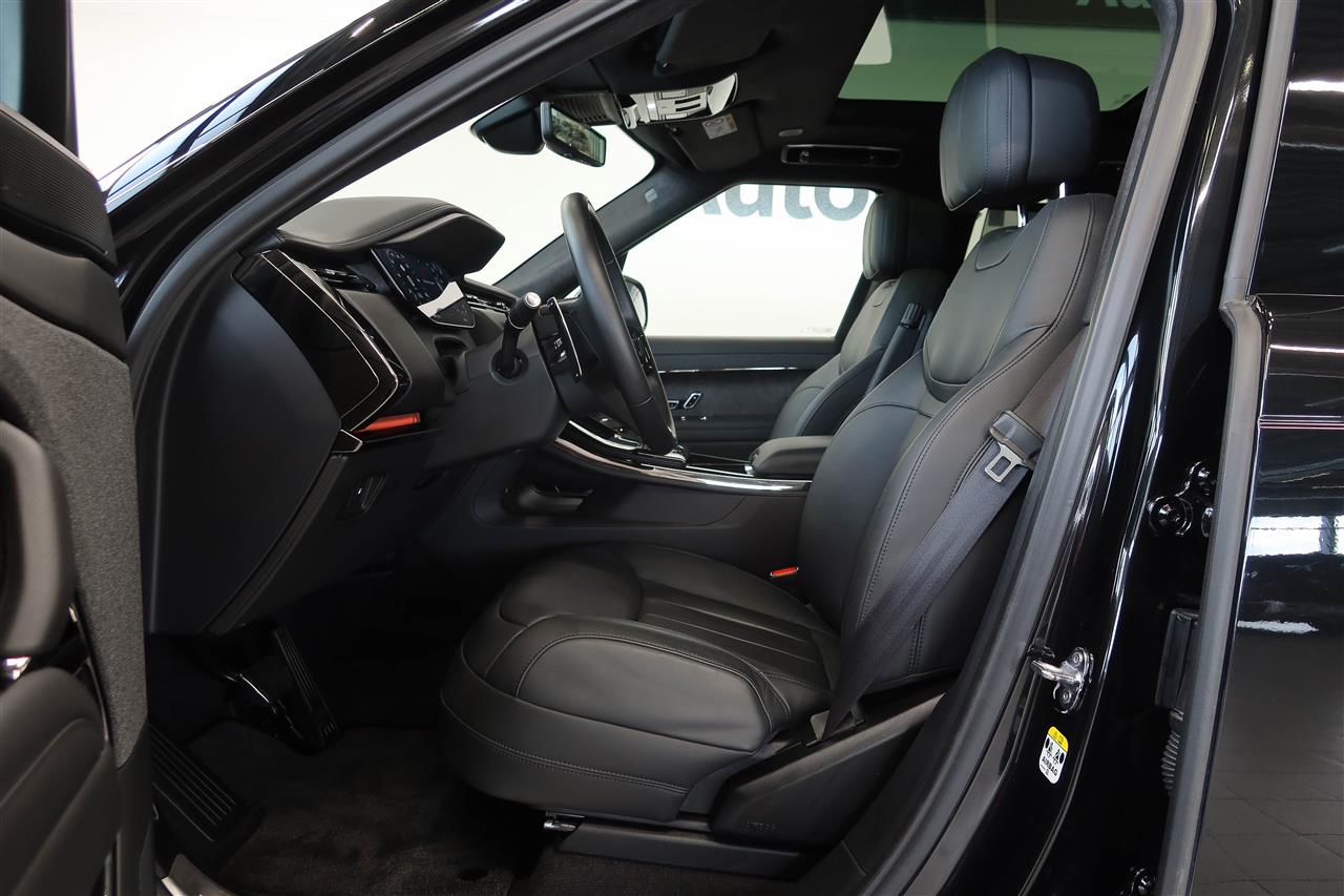 Land Rover Range Rover Sport 2025