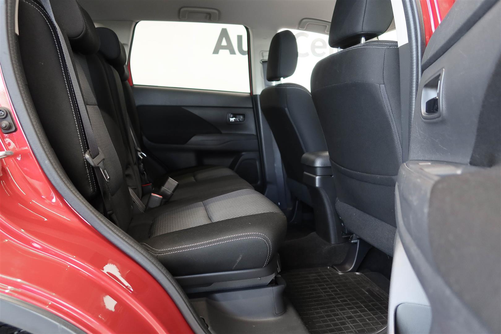 Mitsubishi Outlander 2016