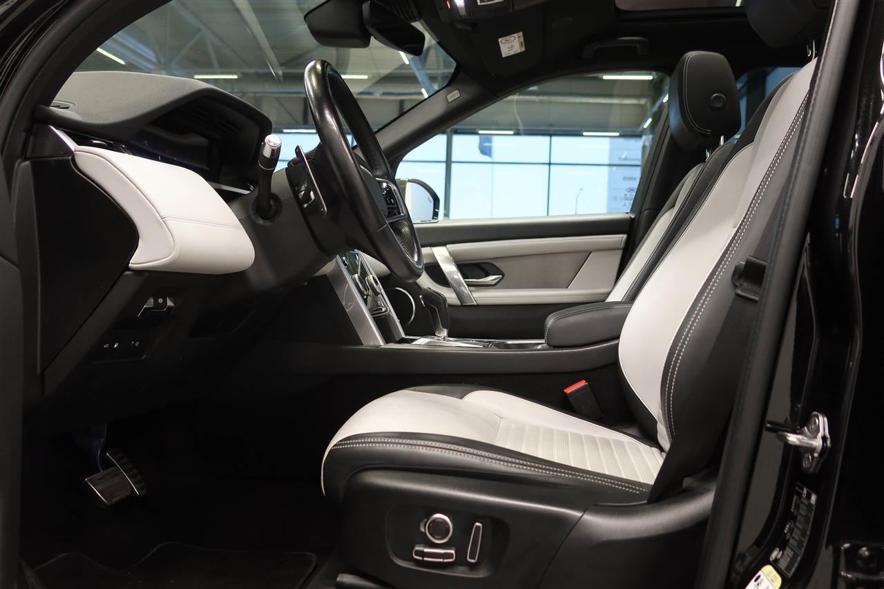 Land Rover Discovery Sport 2021