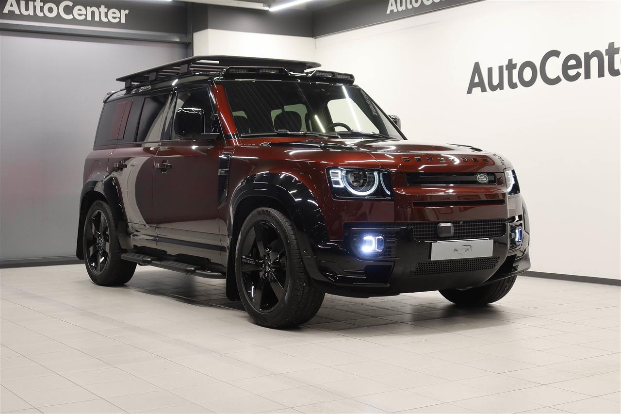 Land Rover Defender 2025