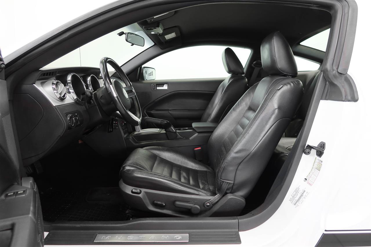 Ford Mustang 2006
